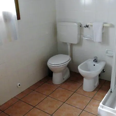 Olivelli 1 * Изола Альбарелла